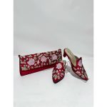 Set tas clutch panjang dan sepatu selop mules pesta bordir bunga warna merah Za'Nis Bag